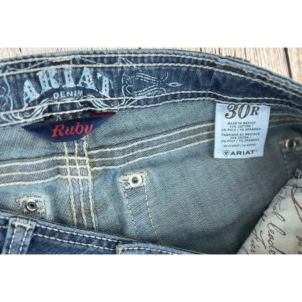Ariat Ruby‎ Jeans Size 30R Bootcut Blue Denim Leopard Print Low Rise Western